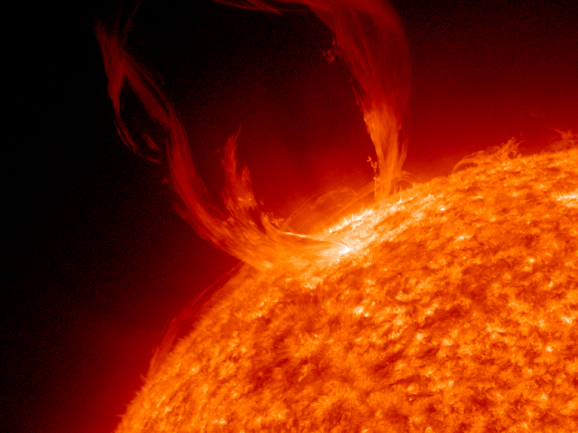 NASA Captures HD Video Of A Giant Sun Eruption | Giant Freakin ...