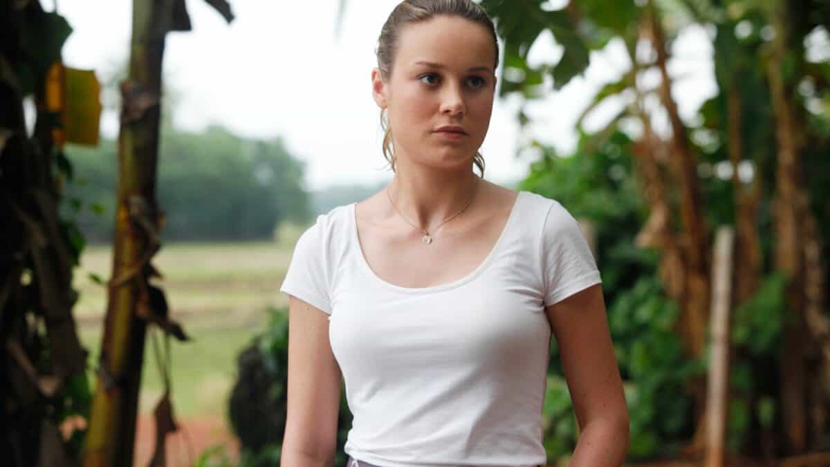 Brie Larson Shows Off Skin In A Form-Fitting Dress