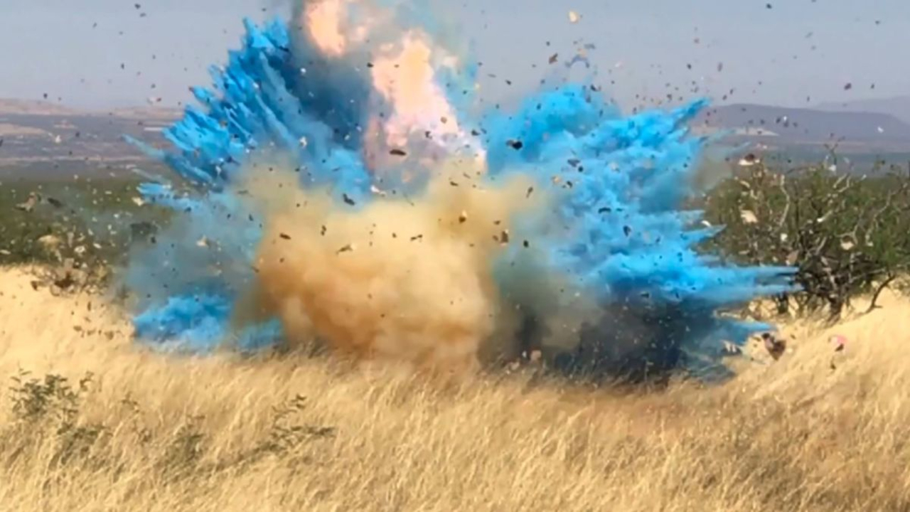 California Wildfire Is Actually One Big Gender Reveal Party 