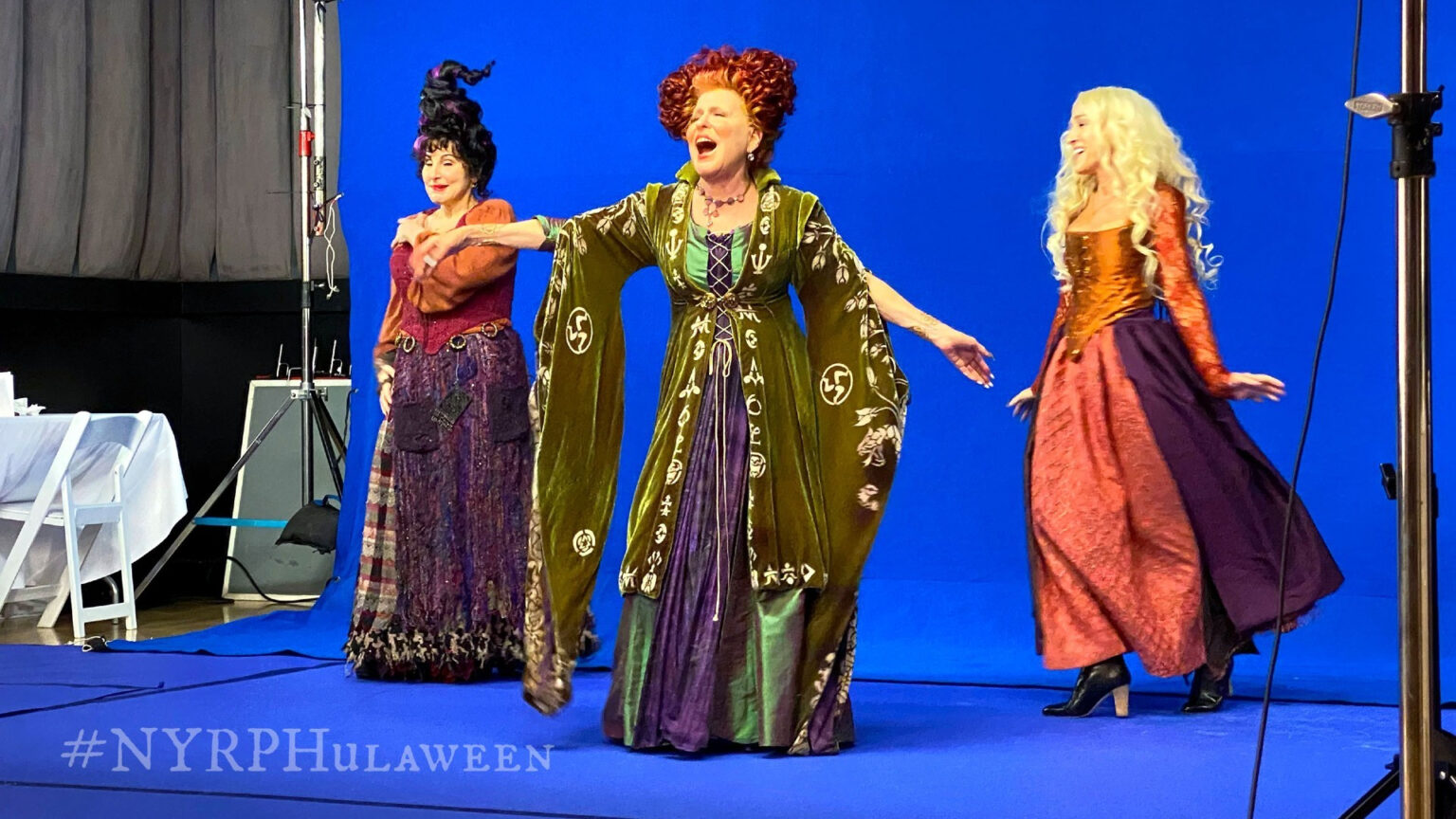 Hocus Pocus 2: All We Know About The Bette Midler Sequel