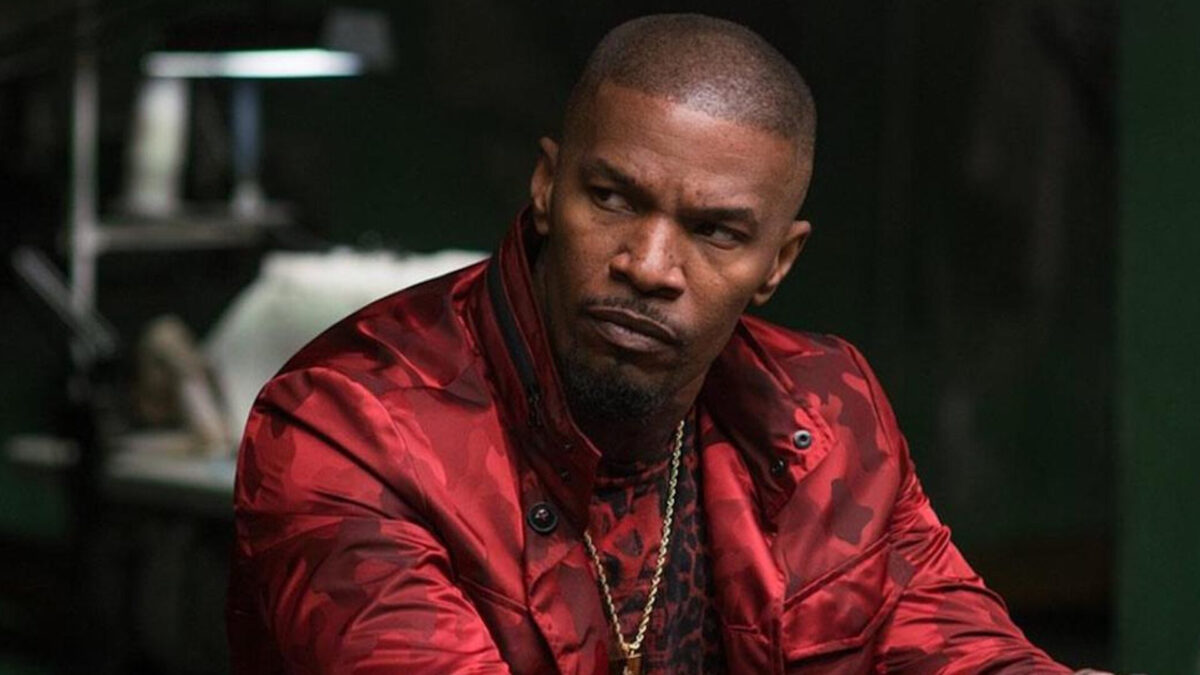 See Jamie Foxx Ready To Fight Vampires In Netflix’s Day Shift GIANT