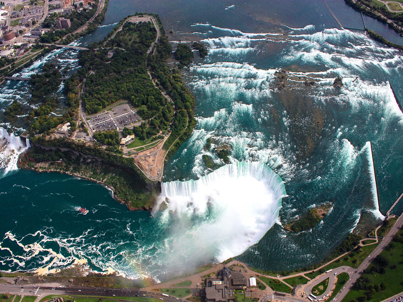 Niagara Falls Is Frozen Solid, See Stunning Photos GIANT FREAKIN ROBOT