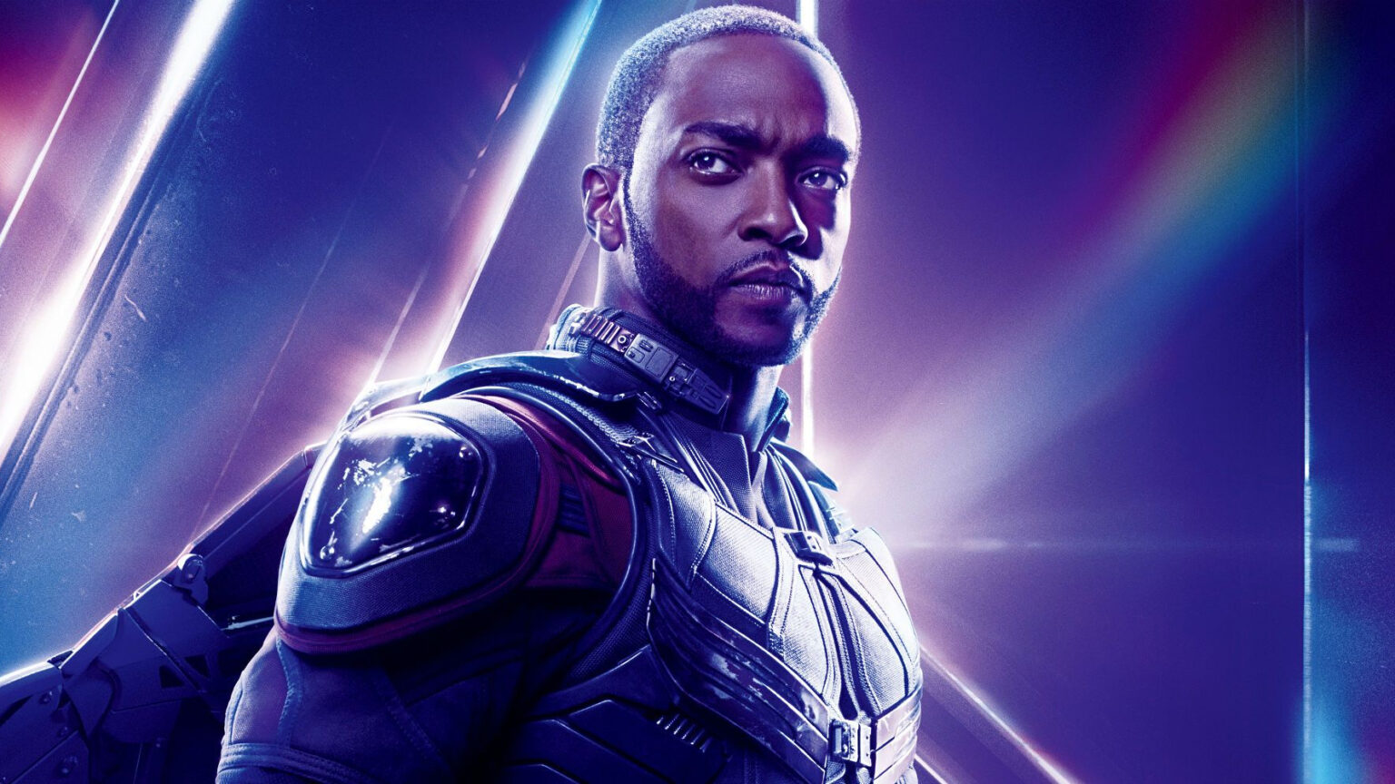 Anthony Mackie’s Captain America Suit Revealed | GIANT FREAKIN ROBOT