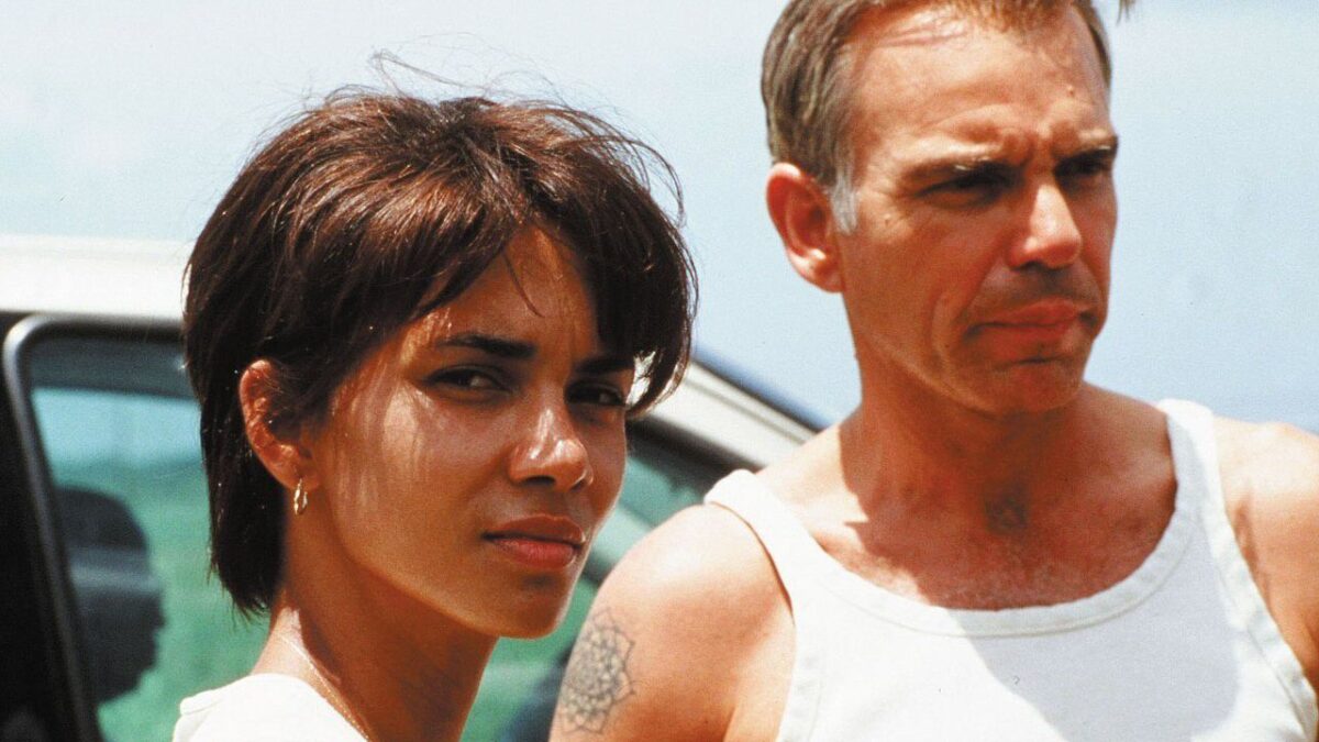 A Sexy Halle Berry Movie Just Became Free To Watch Online Giant