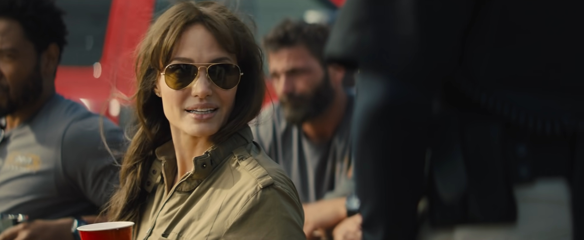 See Angelina Jolie’s Return To Action Movies In Those Who Wish Me Dead ...