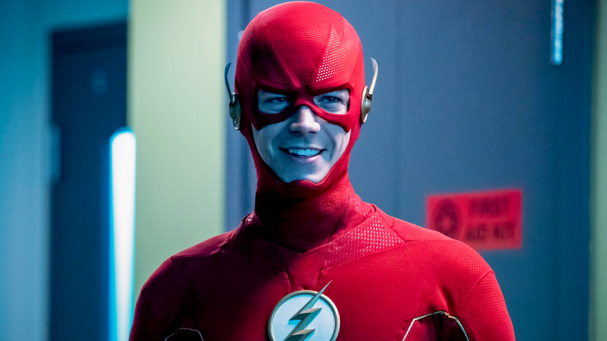 The Flash on X: Grant Gustin's, #TheFlash is getting a new look for Season  8, premiering Tuesday, November 16 on The CW! #DCFanDome   / X