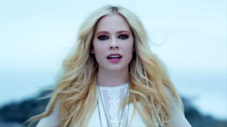 Avril Lavigne Has Suddenly Started Spamming The Internet With Skimpy Bikini Photos