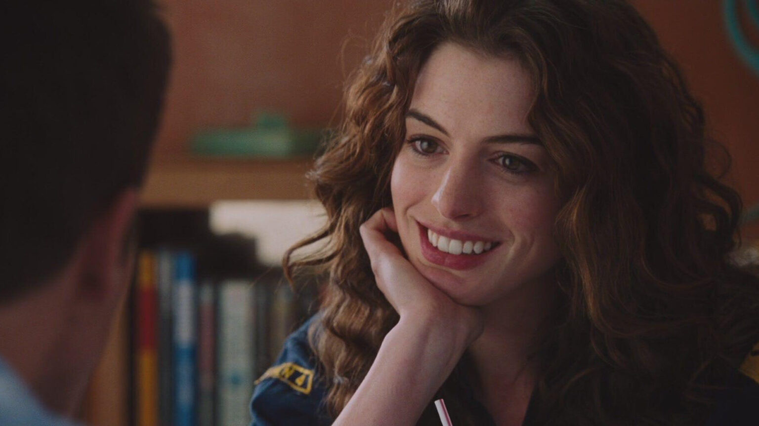 See Anne Hathaway Show Off Her Legs In A Cut Out Gown Giant Freakin Robot 3447