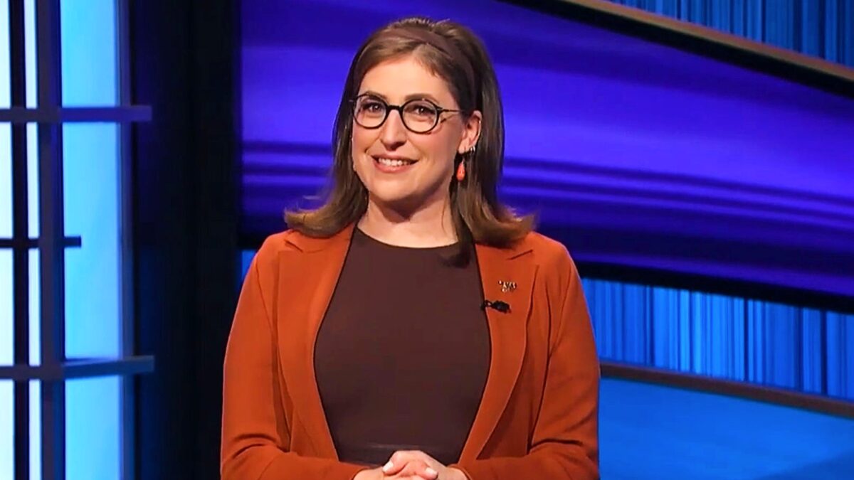 Mayim Bialik Responds To Latest Jeopardy! Controversy With A Promise ...