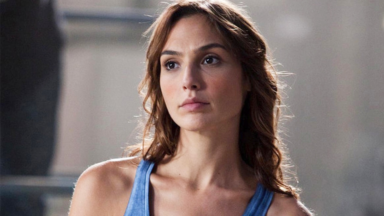 Gal Gadot looks wonderful and more star snaps