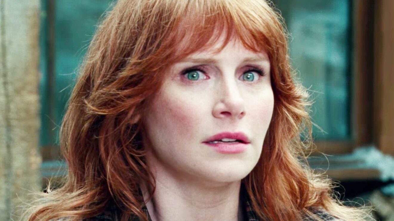 Was Bryce Dallas Howard's Butt Changed For The Jurassic World Poster?