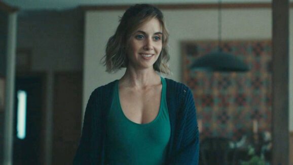 The Alison Brie Horror Thriller Leaving Netflix That S A Creepy Gem