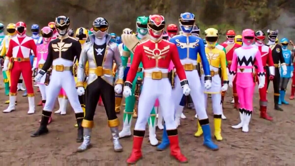 See The Original Power Rangers Morph Again For Long-Awaited Reunion