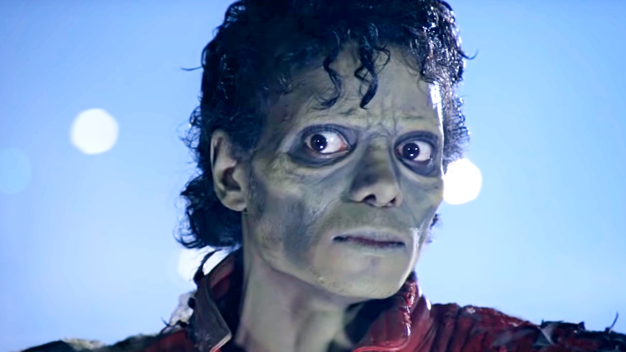 Michael Jackson Over $500 Million In Debt At Death | GIANT FREAKIN ROBOT