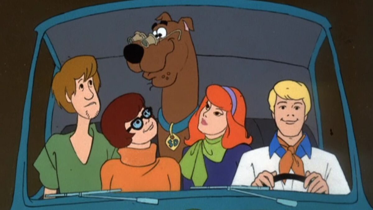 Crazy Scooby-Doo Fan Theory Says They're All Draft Dodgers | GIANT ...