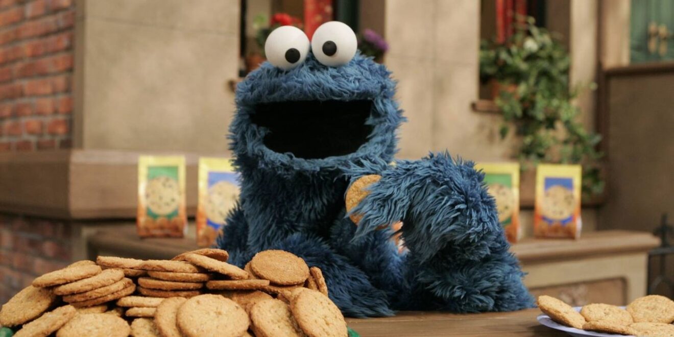 Cookie Monster Is Terrorizing One City And Police Are Warning Citizens ...