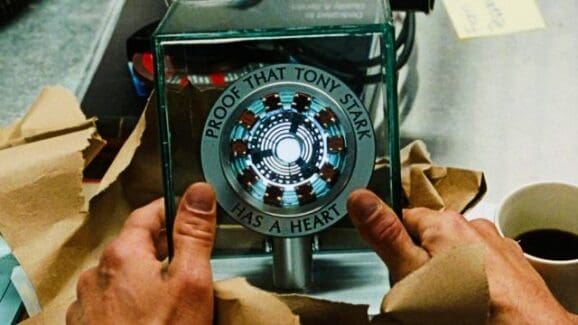 How Does Iron Man's Arc Reactor Work? | GIANT FREAKIN ROBOT