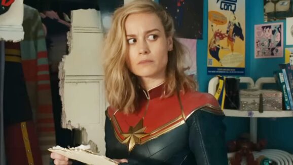 See Marvel Stars From Brie Larson To Florence Pugh In Their Sexiest Moments Giant Freakin Robot 
