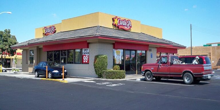 Popular Fast Food Franchise Is Replacing Workers With AI   Carls Jr 768x384 