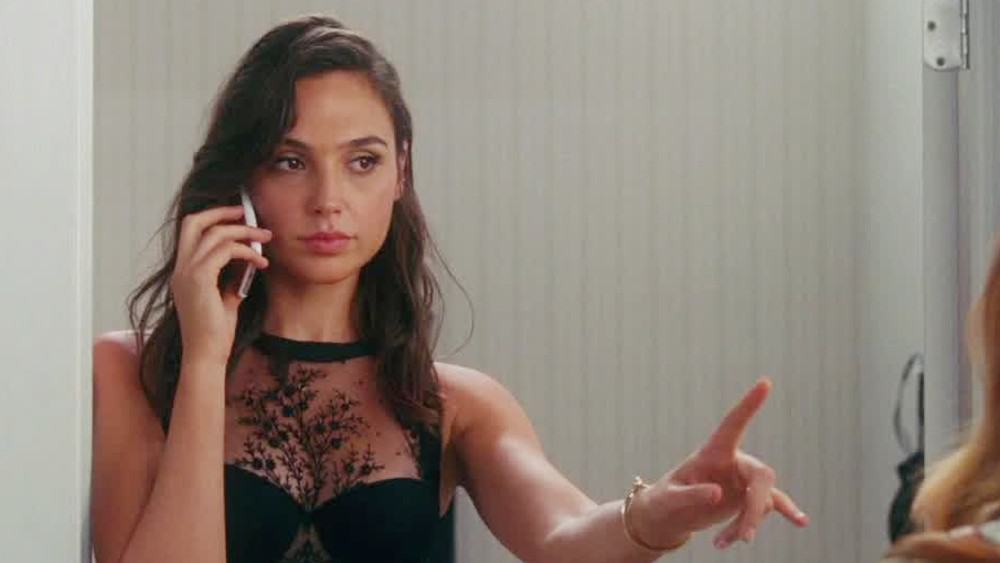 Gal Gadot Star-Studded Spy Comedy Is Now Streaming For Free | GIANT ...