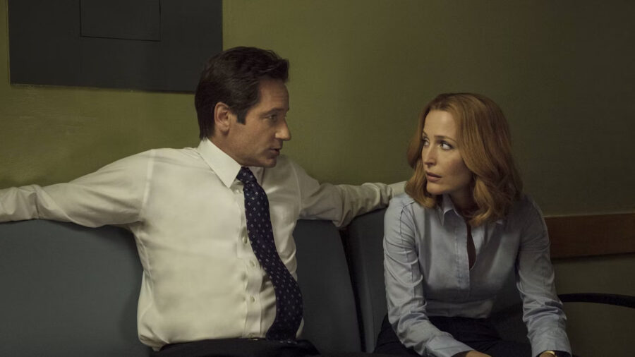 Mulder and Scully in the X-Files revival series